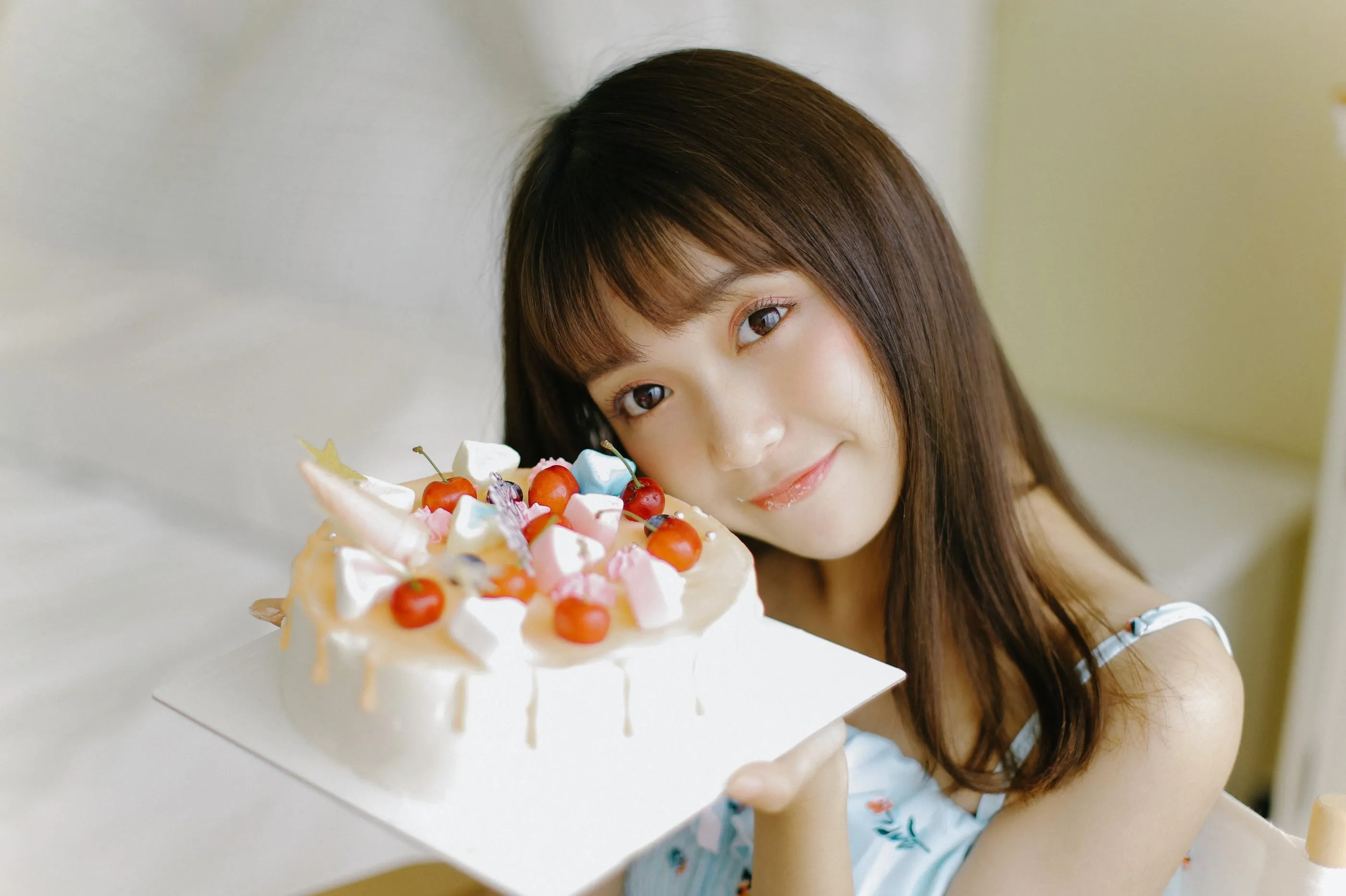 [YITUYU艺图语]2022.09.03 夏日甜心 一条鱼尾 [33P]插图1